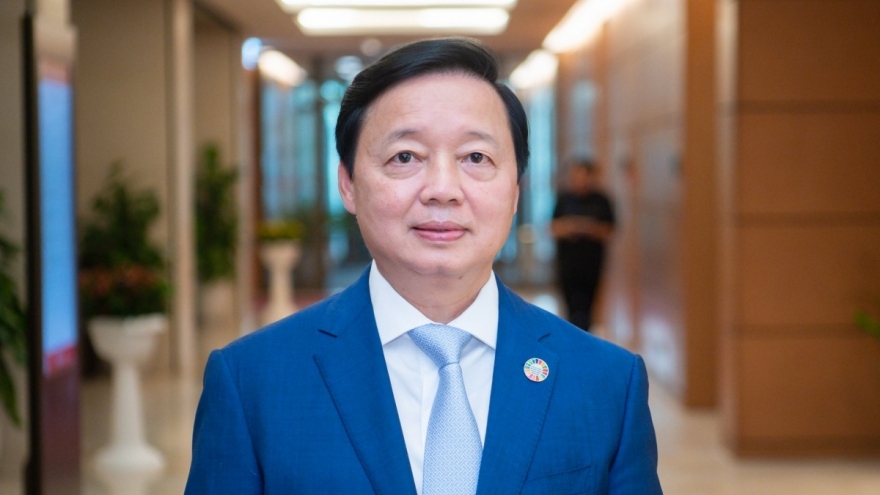 Tran Hong Ha no longer works as environment minister